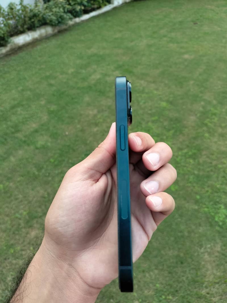Apple iPhone 14 6