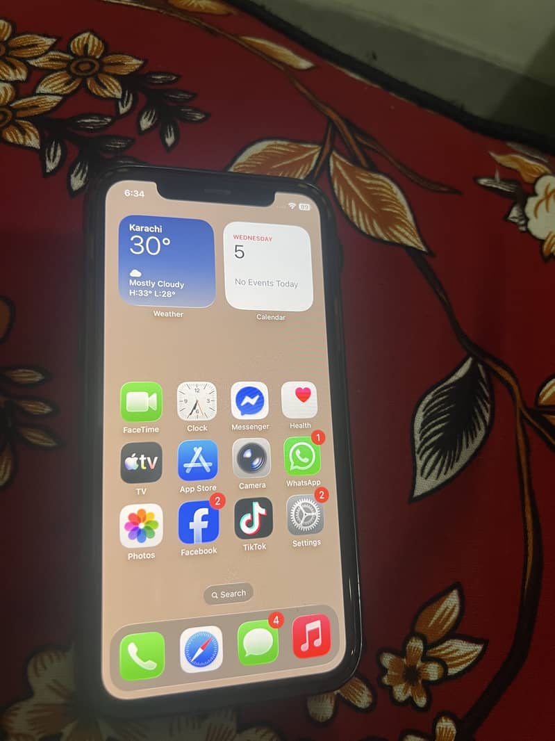 Apple iPhone 11 Pro 2