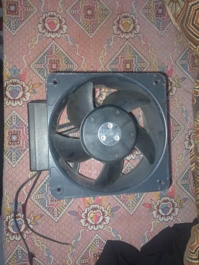 exhaust fan 10 / 10 condition