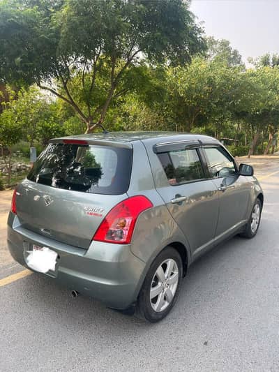 Suzuki Swift 2012