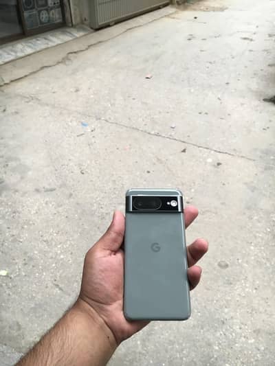 Google Pixel 8