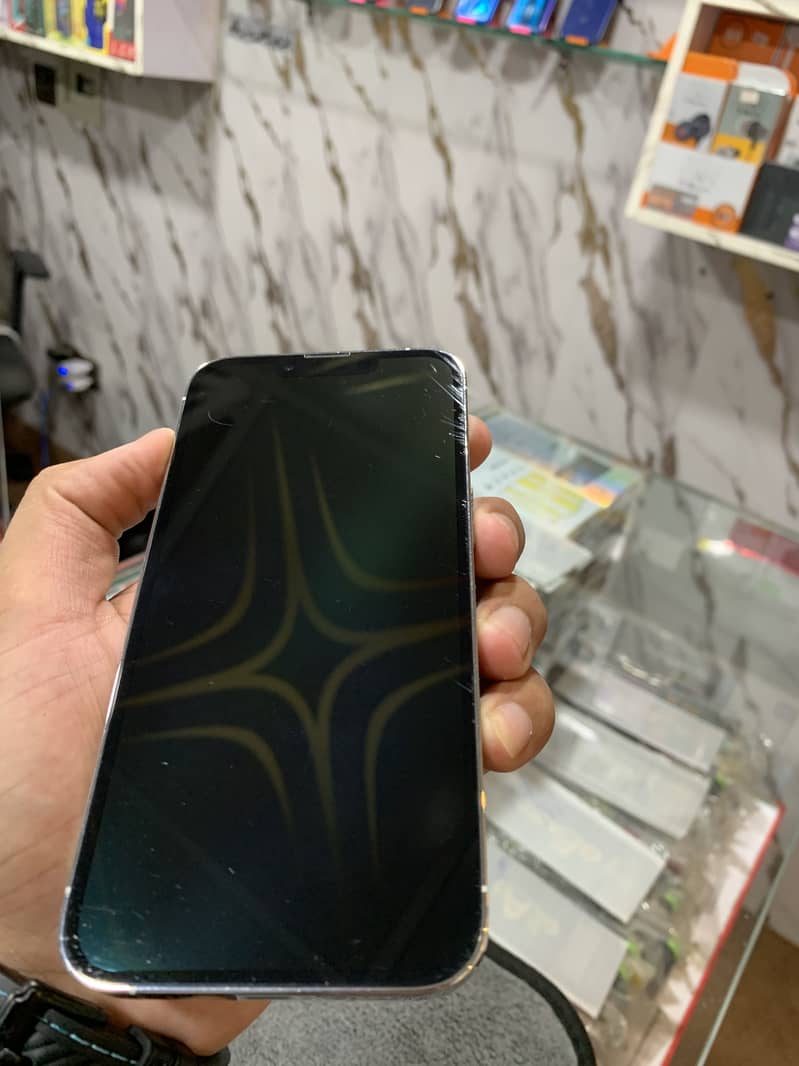Apple iPhone 13 Pro 1