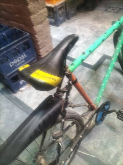 15 sal ke bacche ki cycle