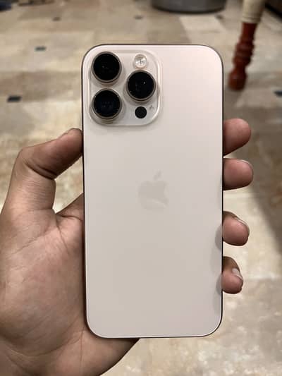 Apple iPhone 16 Pro Max