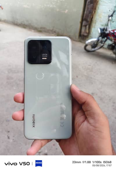 Xiaomi Mi 13