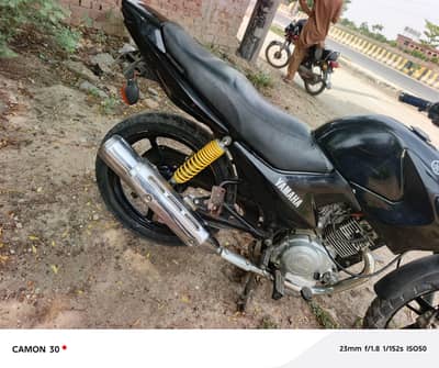Yamaha ybr g 2017