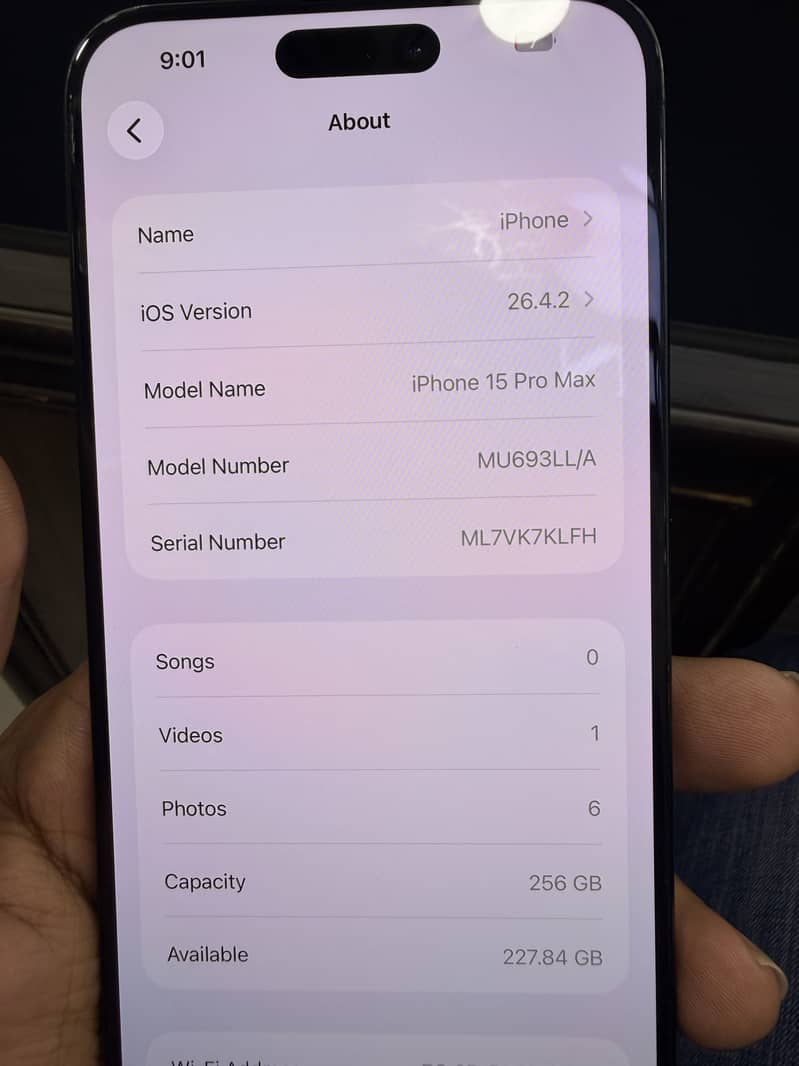 Apple iPhone 15 Pro Max 3