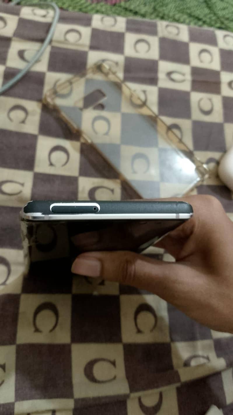 Samsung Mobile Note 9 2
