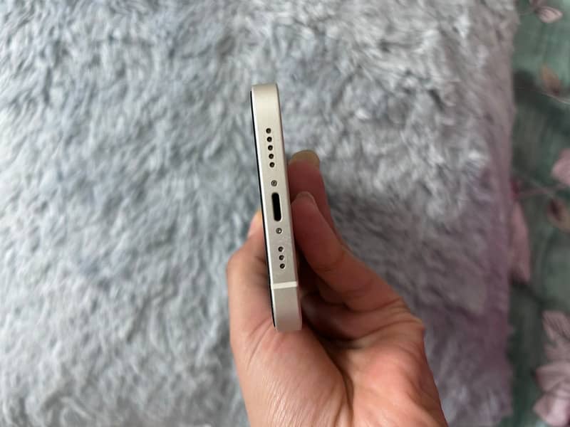 Apple iPhone 12 3