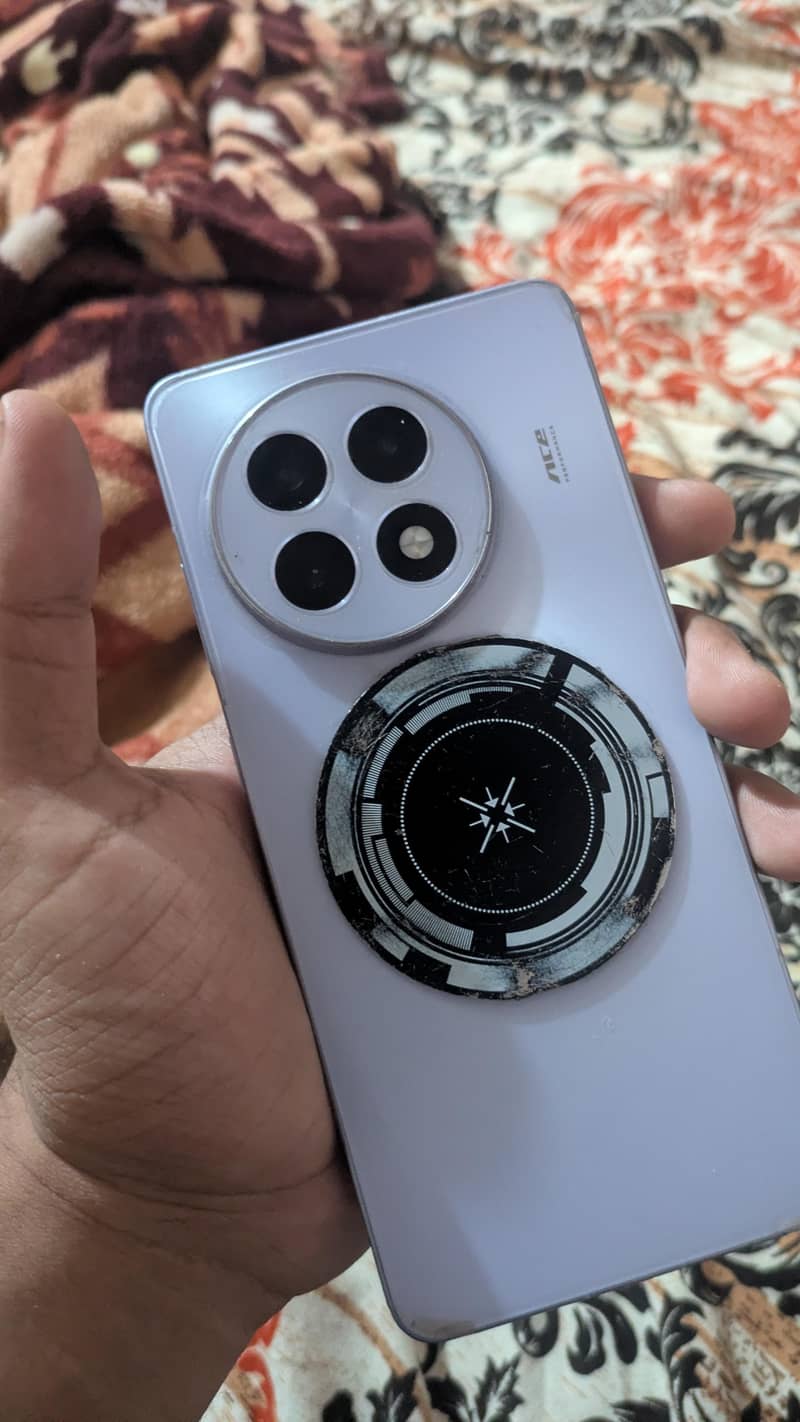 One Plus Ace 5 Pro 4