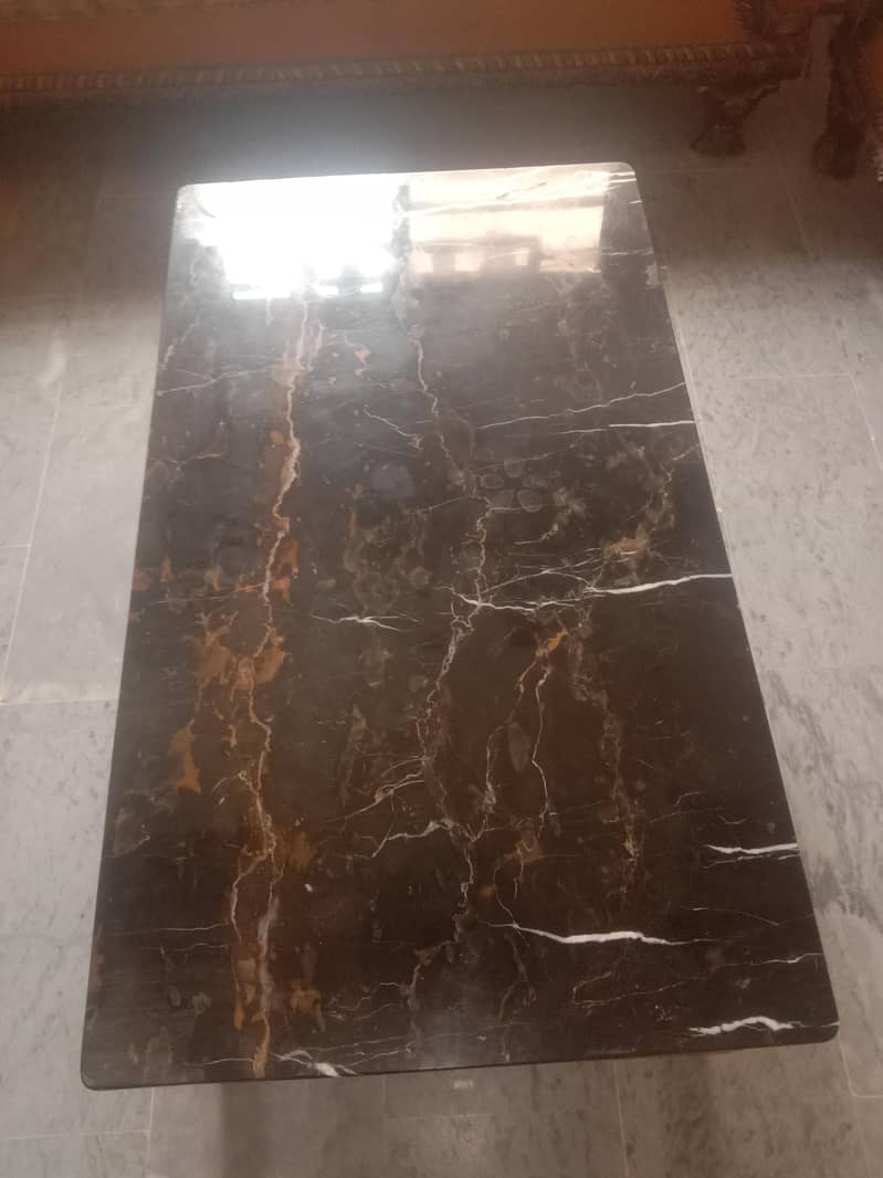 central Marbel Table 2