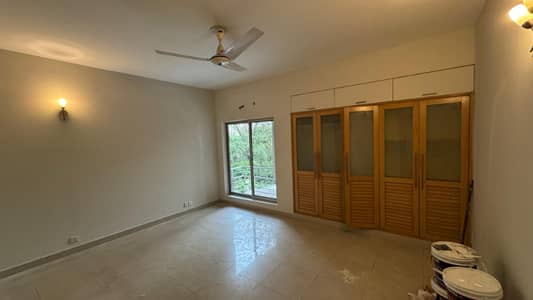 F-11 Sovay tower 4bedroom Apartment For Rent Contact Us More Details And Options