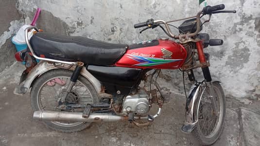 Honda CD 70 all ok 2011 model biometric available