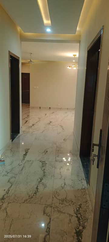3 bed apartment available for rent