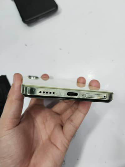 Vivo Y100
