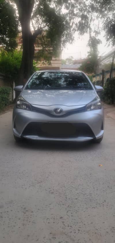 Toyota Vitz 2014