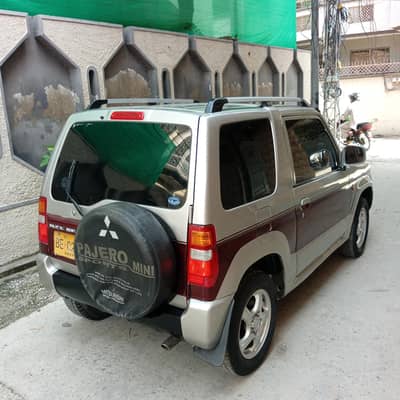 Mitsubishi Pajero Mini 2000,chill AC,4x4 active