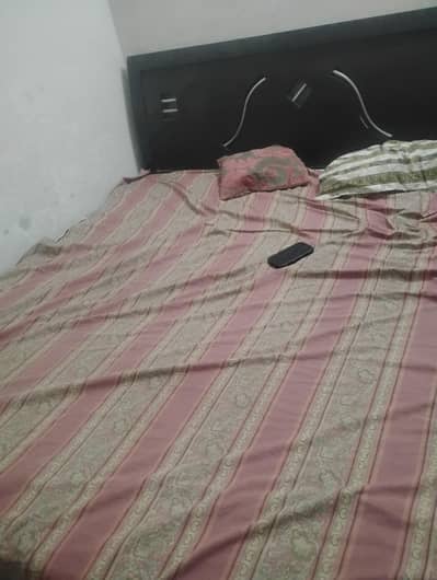 full size bed