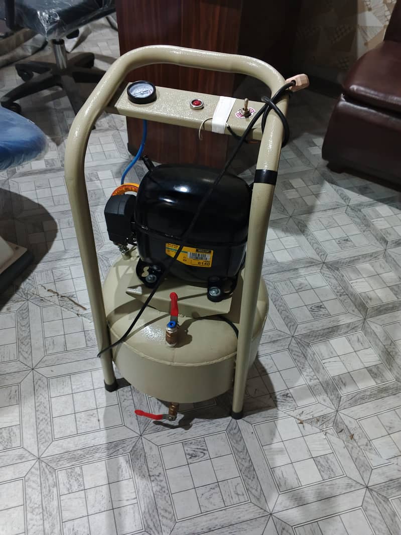 Dental Compressor 4