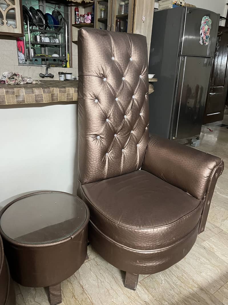Sofa chairs with table 2