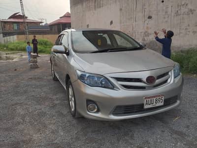 urgent sell TOYTA COROLLA 2011 MODEL. NUM W AP. 03402509927