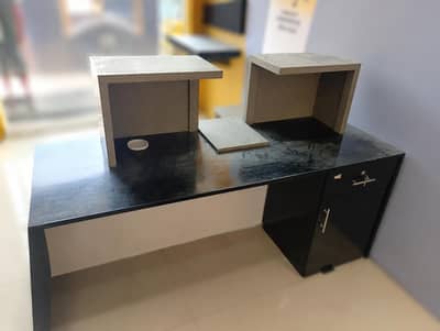 office table for sale new condition