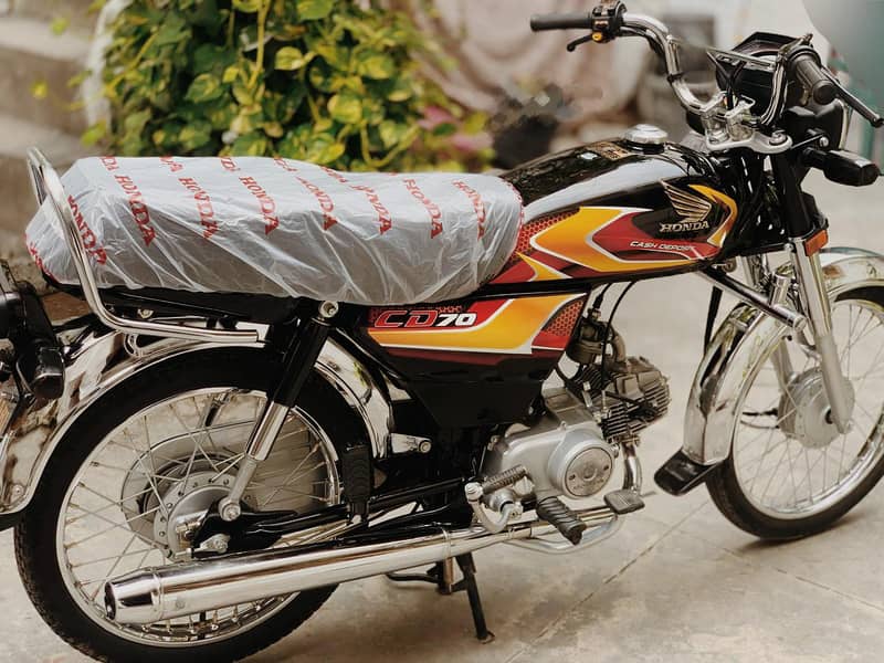 CD 70 Model 2026 0