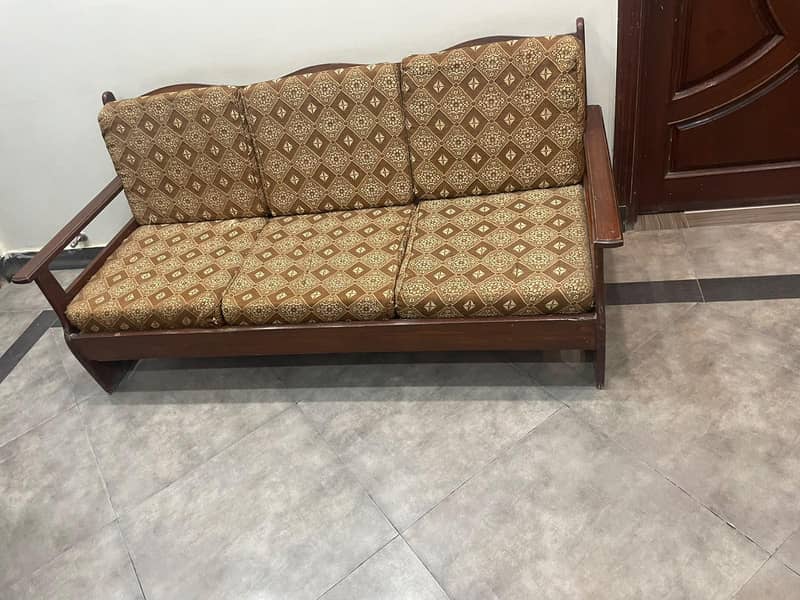 sofa set with table 1