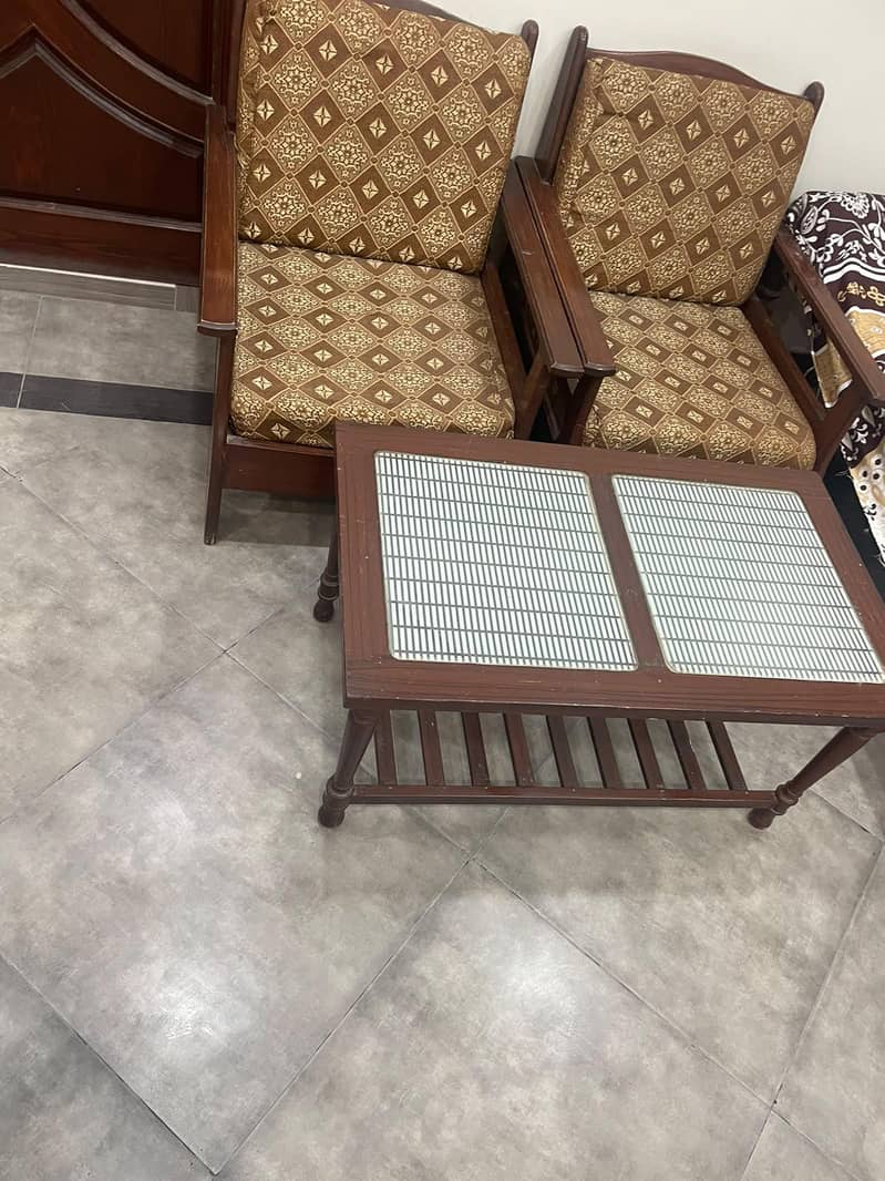 sofa set with table 4