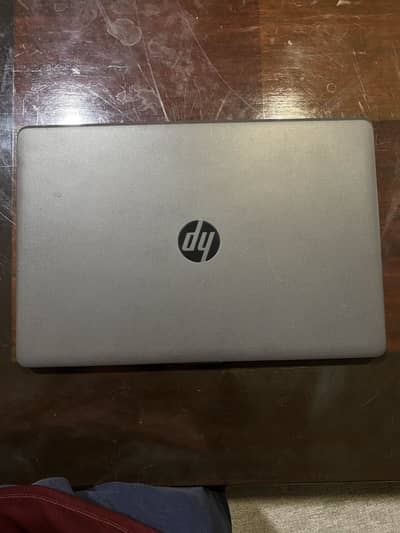 Hp laptop core i3 7th gen