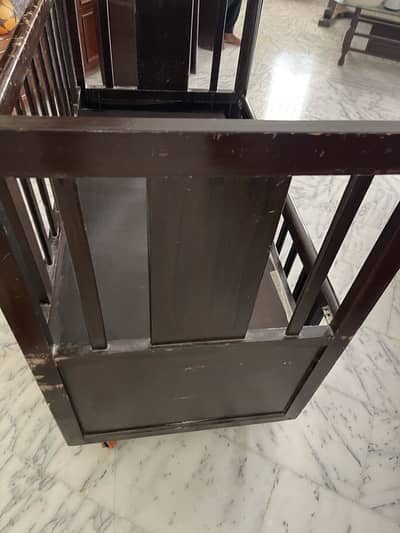 Baby bed wood