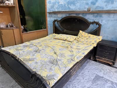 King size Bed with Dressing table chairs and iron table