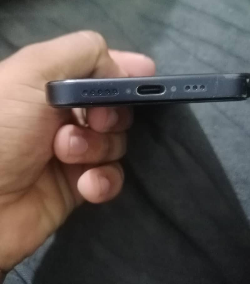 Apple iPhone 15 Pro 5