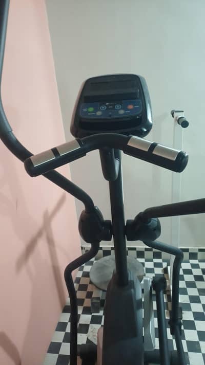 Elliptical electrical motorized Xterra FS 3.5