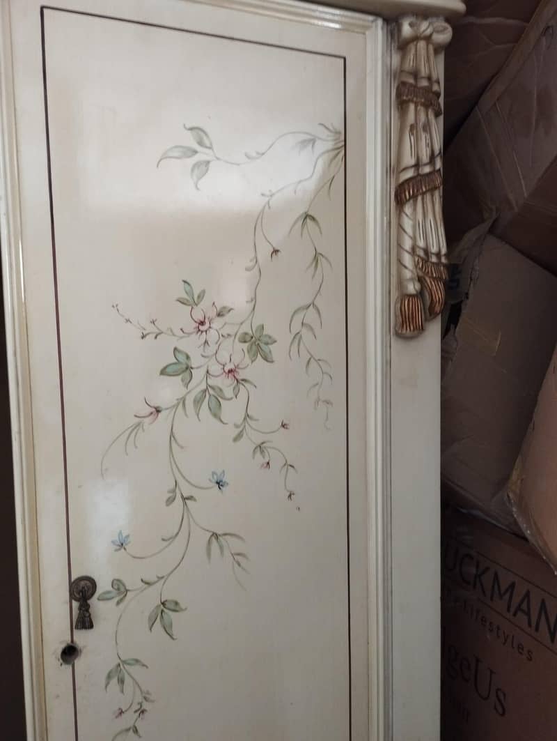 wardrobe 3