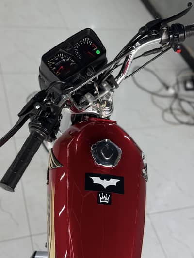 Honda 125 2025 Model Gold Edition