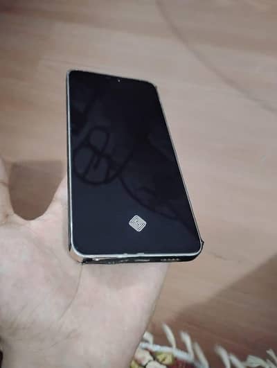 Vivo V23 12/256 GB just back crack