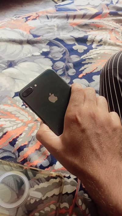 Apple iPhone 8 Plus