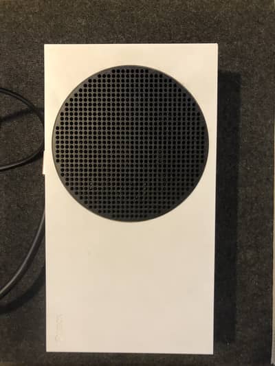 Xbox series s 512gb storage on sale with controller and wires no box