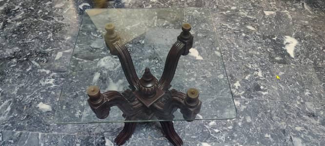 Tarpai Table glass
