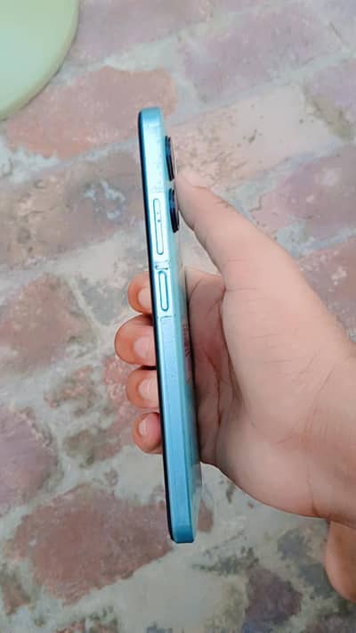 Realme C33