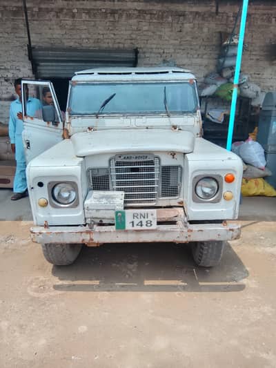 Land Rover Discovery 4 1980