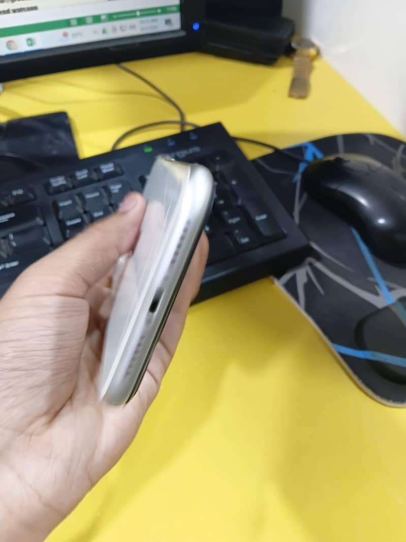 Apple iPhone 11 5