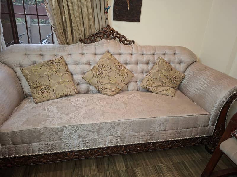 Beautiful Chinioti Sofa Set 2