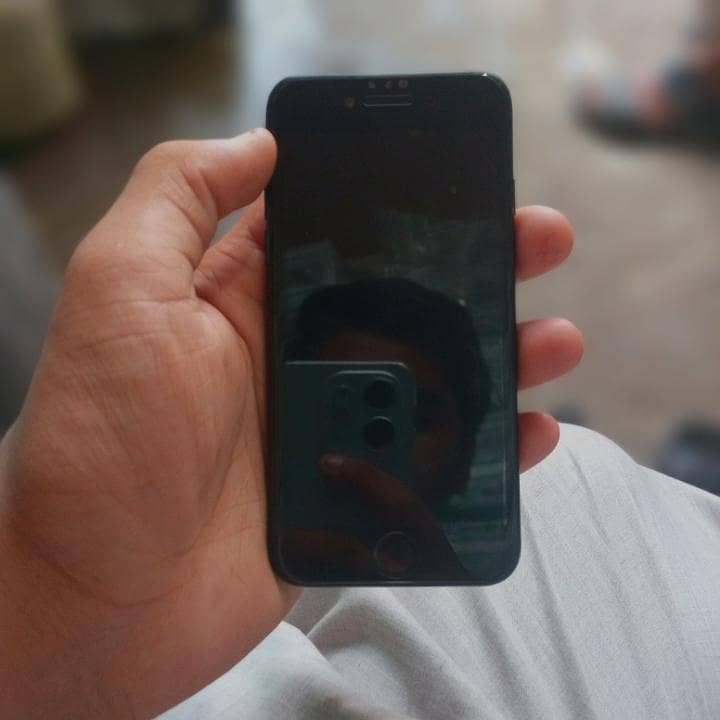 Apple iPhone SE 1