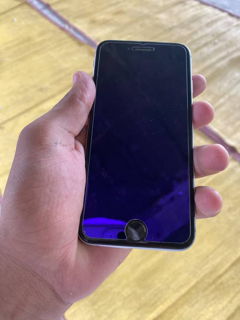 Apple iPhone 6 1