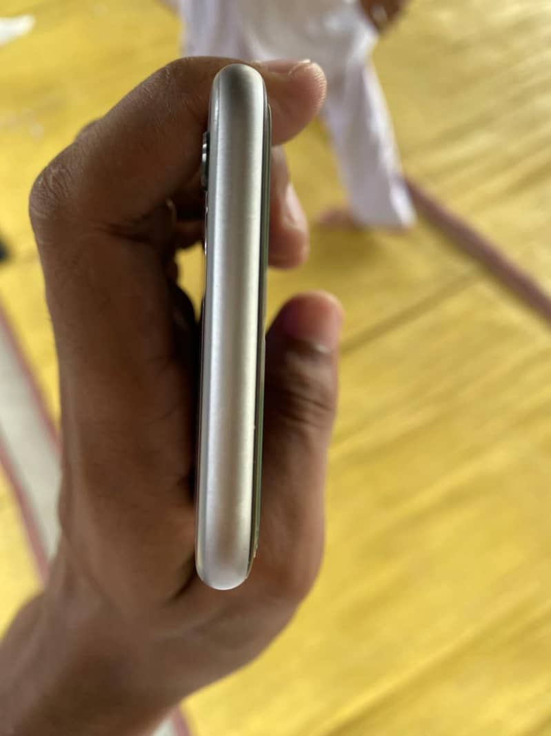 Apple iPhone 6 3