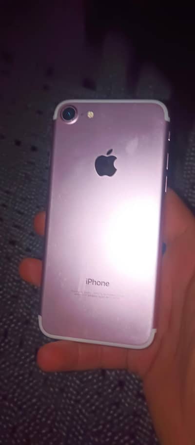 Apple iPhone 7