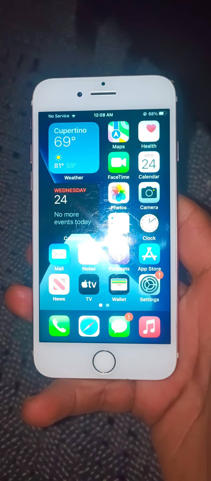 Apple iPhone 7 1