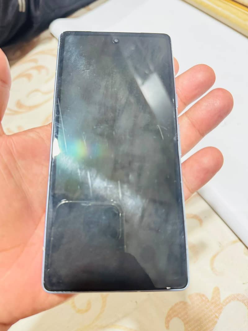 Google Pixel 7a 4